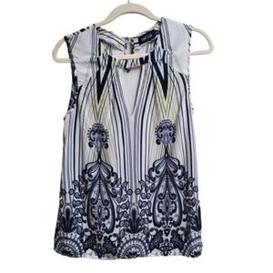 Fab'rik White Navy and Olive Patterned Keyhole Sleeweless Floral Tank Top Sz S